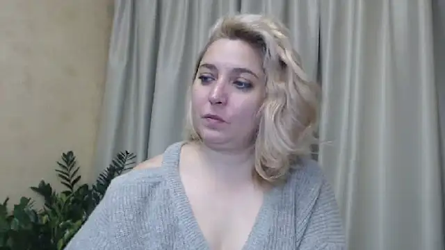 sweetpussy13 online show from 12.12.24