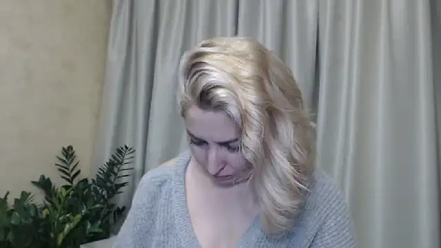 sweetpussy13 online show from 12.12.24