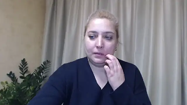 sweetpussy13 online show from 02.06.25