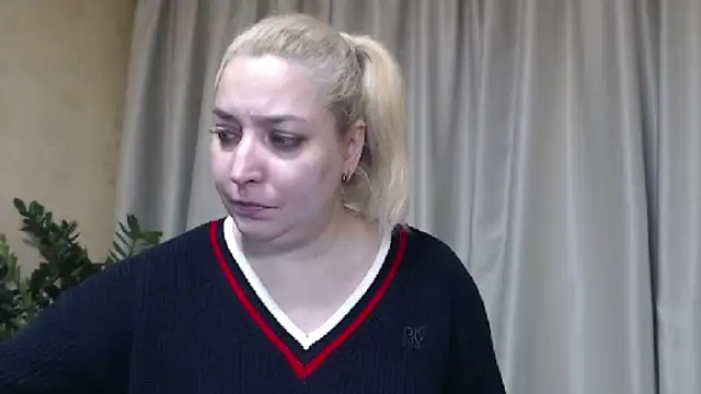 sweetpussy13 online show from 11.30.25