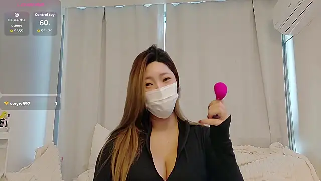 Snapshot of joababa312 chatting on 12.17.25 joababa312 online show from 12.17.25