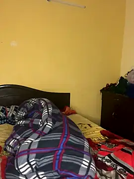 Snapshot of HOT-CUPAL22 chatting on 12.21.25 HOT-CUPAL22 online show from 12.21.25