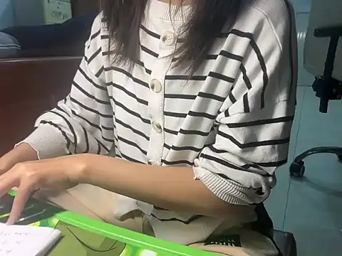 Chichi 86 online show from 12.16.25