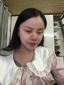 leo-kitty online show from 04.26.26