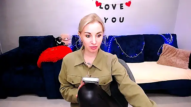 Hanna--Sweet online show from 04.27.26