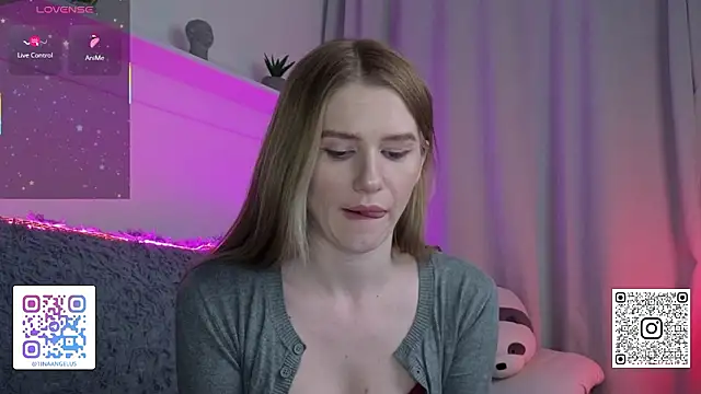 Snapshot of TinaAngel chatting on 02.02.26 TinaAngel online show from 02.02.26