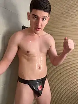 Valentino ceratti online show from 12.23.25