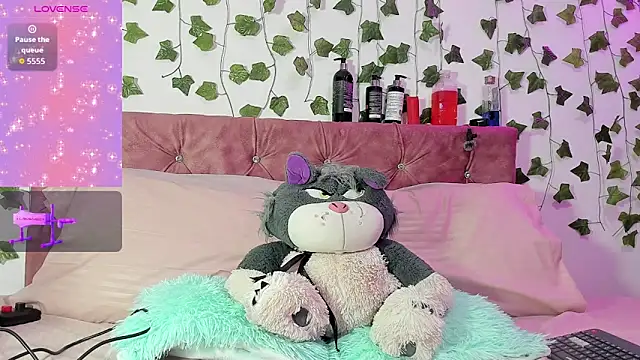 Ayla-marttinez online show from 08.01.26