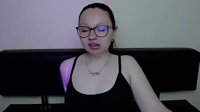 LiliaErmi online show from 05.17.26