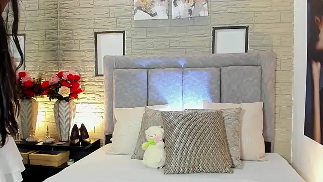 LanaRouse online show from 03.06.26