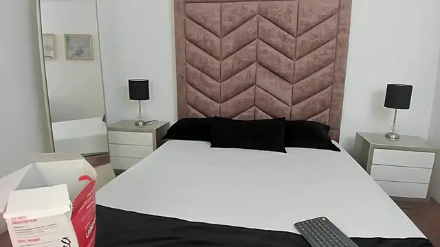 Scarlett  Noir online show from 03.03.26