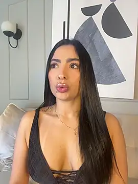 Snapshot of ValeriaTorress_ chatting on 02.21.26 ValeriaTorress online show from 02.21.26