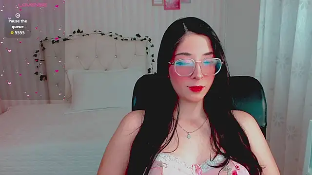 emmalove doll online show from 03.14.26