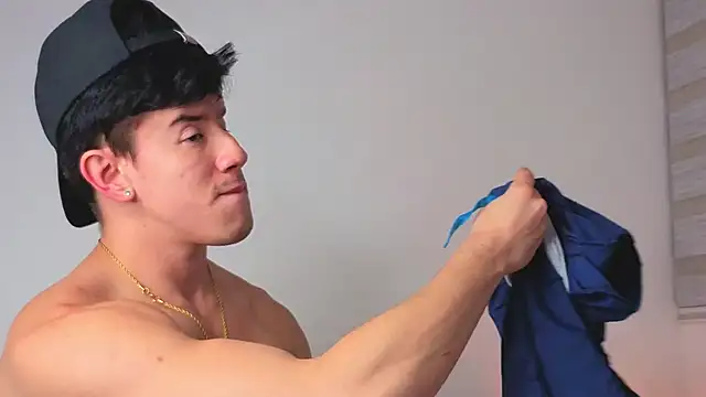 Snapshot of maxxcooper1 chatting on 01.13.26 maxxcooper1 online show from 01.13.26