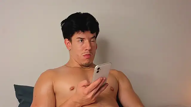 Snapshot of maxxcooper1 chatting on 01.17.26 maxxcooper1 online show from 01.17.26