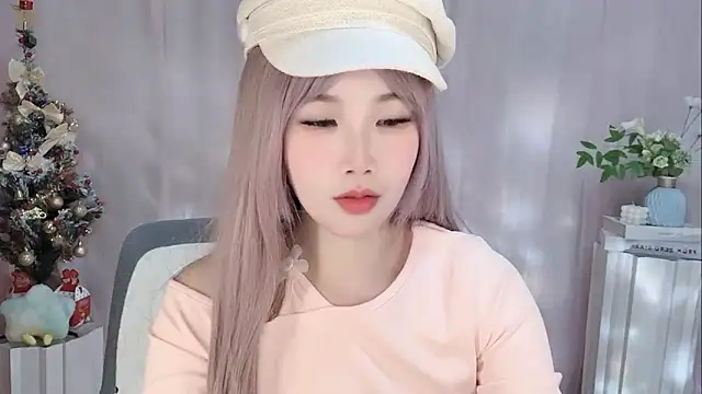 Snapshot of Pinkgirl520 chatting on 02.02.26 Pinkgirl520 online show from 02.02.26