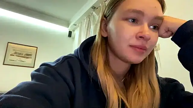 Snapshot of Leifuture chatting on 03.10.26 Leifuture online show from 03.10.26