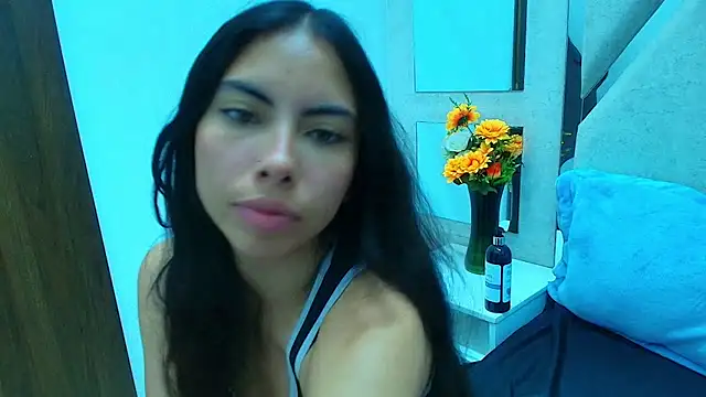 Alana Hotterr online show from 03.17.26