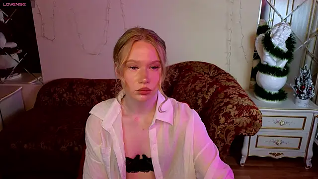 RebeccaLewis online show from 01.07.26