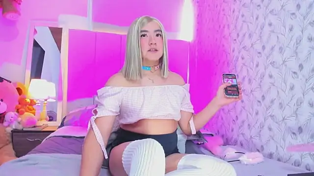 TaylorSweetI online show from 02.14.26