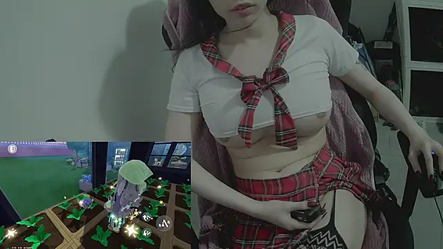 Snapshot of mommywho69 chatting on 02.22.26 mommywho69 online show from 02.22.26