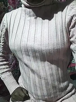 Shivani66 online show from 12.17.25