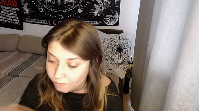 AlienforTwenty online show from 08.07.26