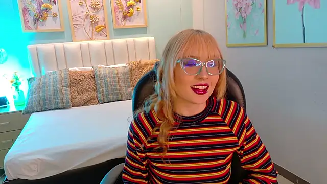 Snapshot of danielamilles chatting on 03.14.26 danielamilles online show from 03.14.26