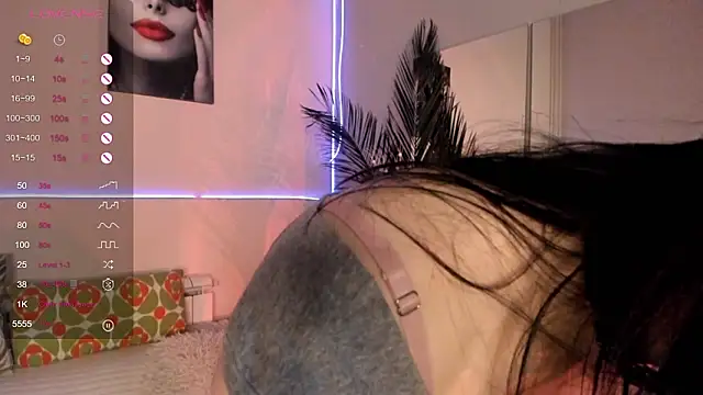 LexieBuxton online show from 02.12.26