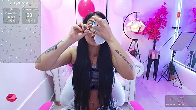 Snapshot of Carolina_cherry chatting on 02.09.26 Carolina cherry online show from 02.09.26