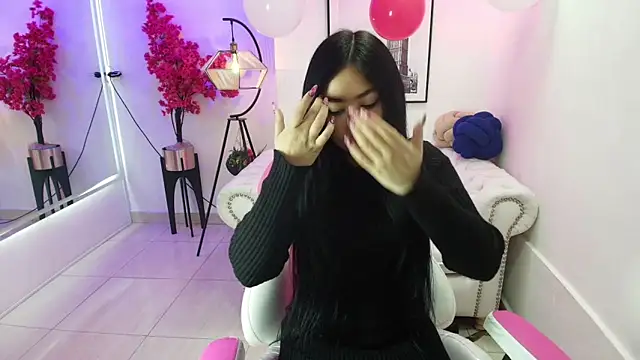 Snapshot of Carolina_cherry chatting on 02.18.26 Carolina cherry online show from 02.18.26