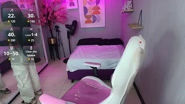 Snapshot of Carolina_cherry chatting on 03.17.26 Carolina cherry online show from 03.17.26