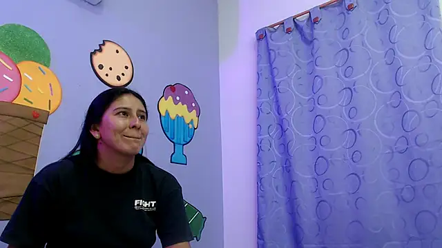 Snapshot of NOVAHOT98 chatting on 02.08.26 NOVAHOT98 online show from 02.08.26