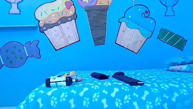 Snapshot of NOVAHOT98 chatting on 02.27.26 NOVAHOT98 online show from 02.27.26