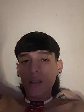 Snapshot of Sweett_Boyy chatting on 02.11.26 Sweett Boyy online show from 02.11.26