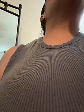 BettyWhispers online show from 03.08.26