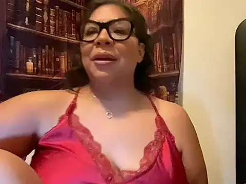 BettyWhispers online show from 07.05.26
