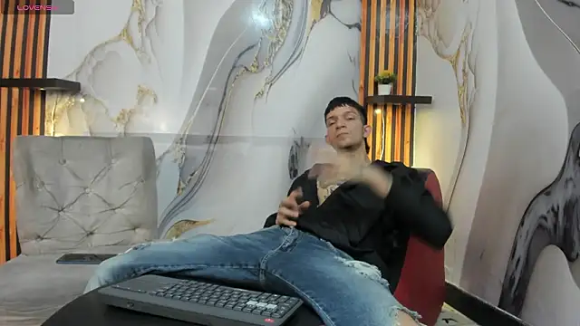 Straight Guy22 online show from 02.02.26