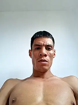 Snapshot of dominio1992real chatting on 05.29.26 dominio1992real online show from 05.29.26