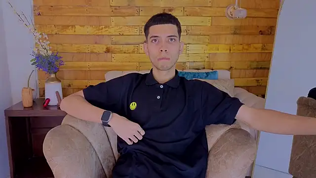 Snapshot of prettyboyy_13 chatting on 01.07.26 prettyboyy 13 online show from 01.07.26