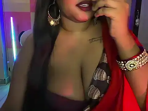 Snapshot of sonal-6 chatting on 07.17.26 sonal-6 online show from 07.17.26