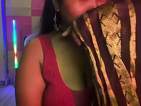 Snapshot of sonal-6 chatting on 07.30.26 sonal-6 online show from 07.30.26