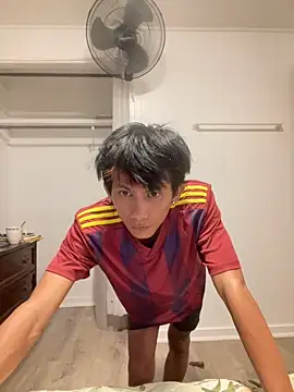 Snapshot of jhaycobXgarcia chatting on 12.17.25 jhaycobXgarcia online show from 12.17.25