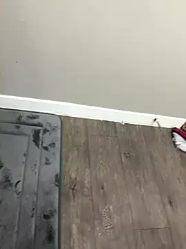 Snapshot of MrRedOne chatting on 12.17.25 MrRedOne online show from 12.17.25