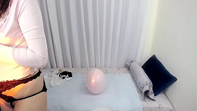 Snapshot of SSSD520 chatting on 03.18.26 SSSD520 online show from 03.18.26