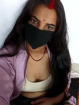 Snapshot of Pooja_Love143 chatting on 03.07.26 Pooja Love143 online show from 03.07.26