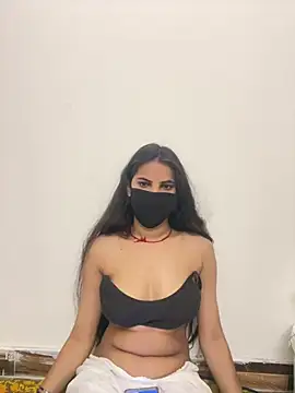 Snapshot of Pooja_Love143 chatting on 04.03.26 Pooja Love143 online show from 04.03.26