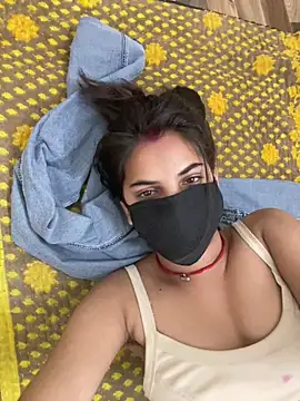 Snapshot of Pooja_Love143 chatting on 04.05.26 Pooja Love143 online show from 04.05.26