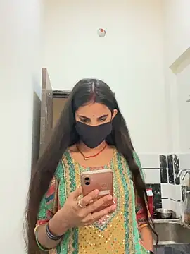 Snapshot of Pooja_Love143 chatting on 04.08.26 Pooja Love143 online show from 04.08.26