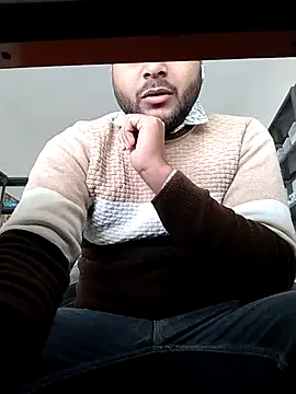 Snapshot of kripaul chatting on 12.21.25 kripaul online show from 12.21.25